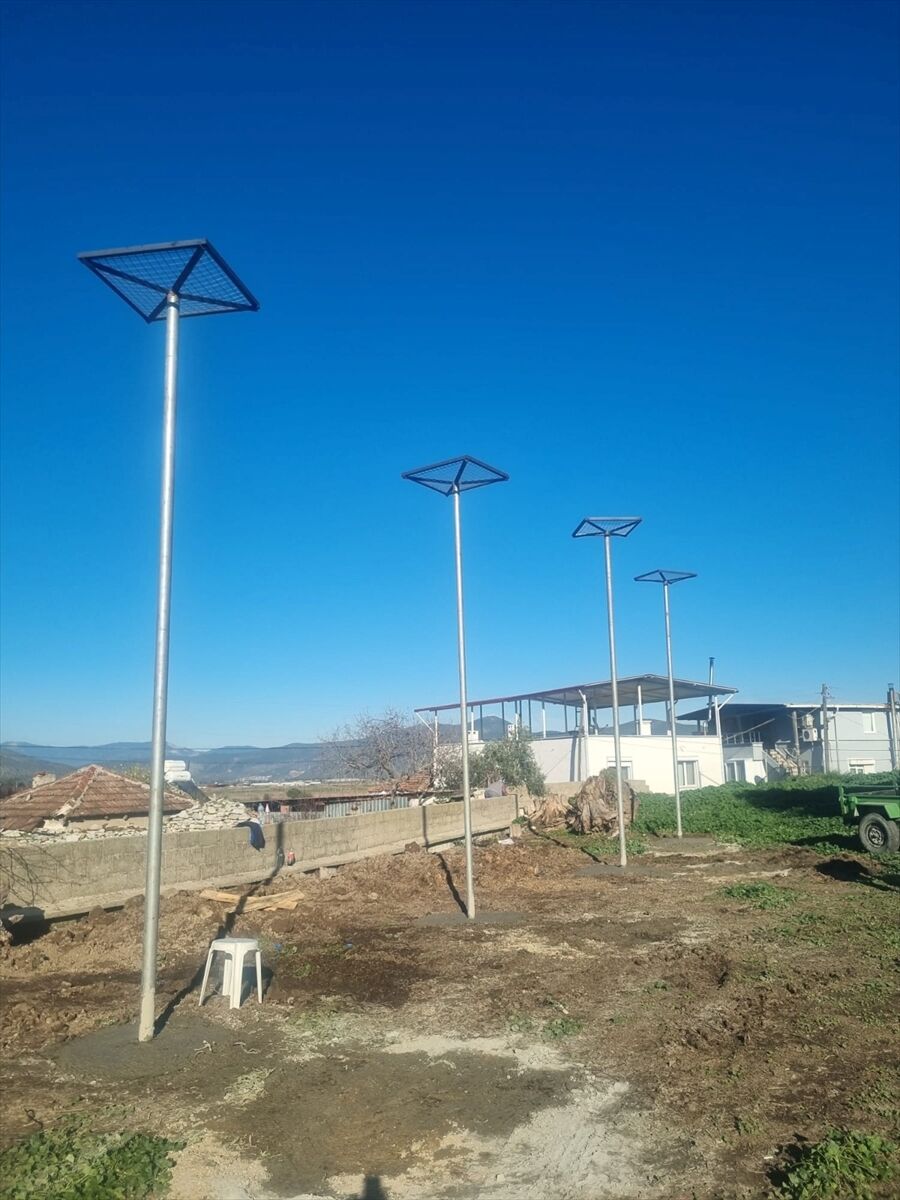 Muğla'da leylekler için yuva alanları yapıldı