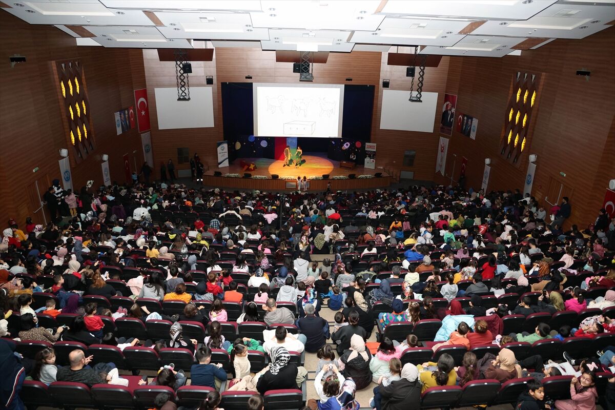 Talas'ta yarıyıl tatilinde çocuklar için 3 farklı tiyatro oyunu sahnelenecek