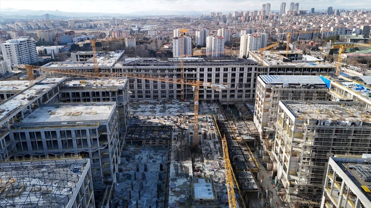 Ankara Cumhuriyet Başsavcısı Karaköse, yeni Ankara Adalet Sarayı inşaatında incelemede bulundu