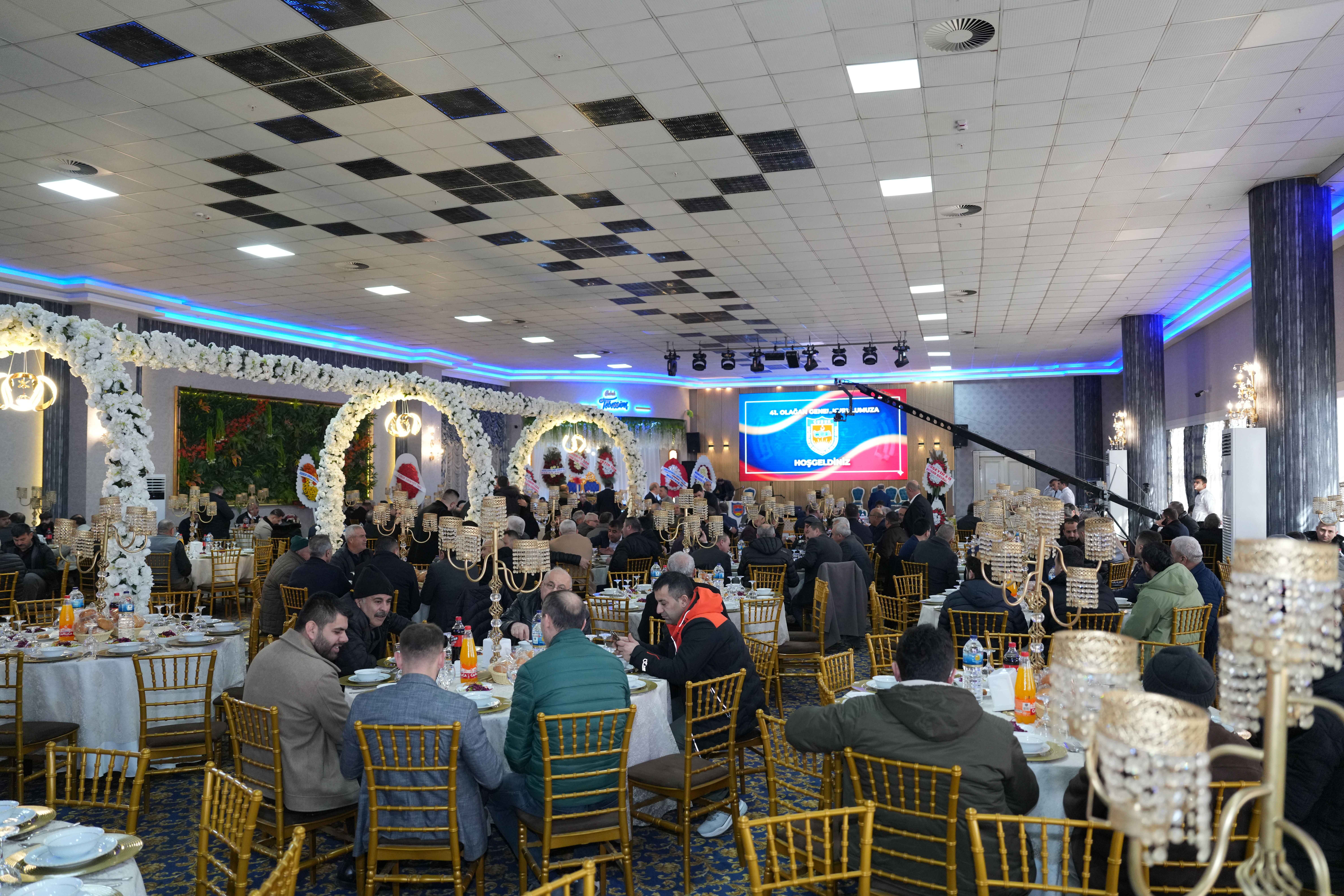 Çubuk Şoför ve Otomobilciler Odasında Fatih Reşat Neşeli güven tazeledi