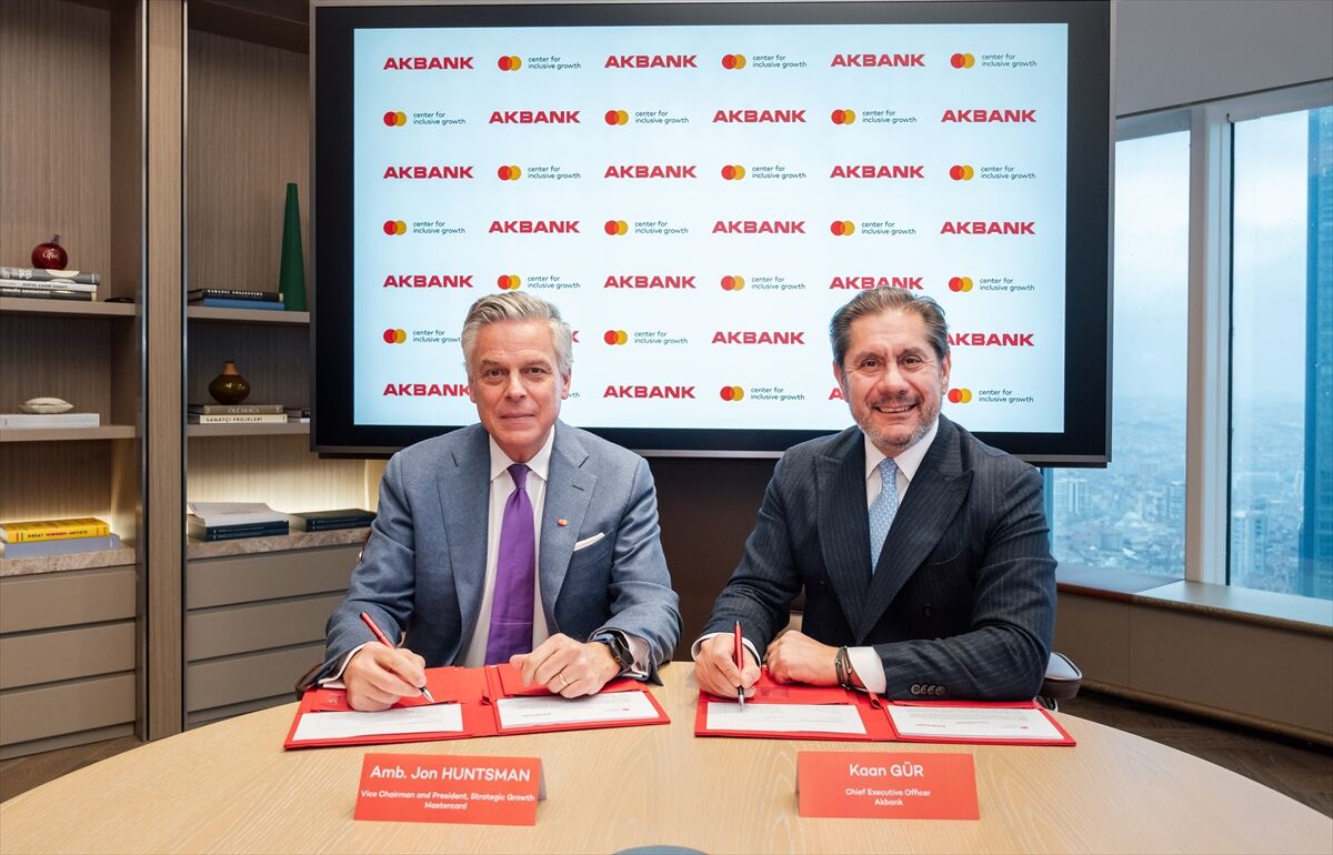 Akbank, MIF kapsamında ADB ile yapılan ortak yatırımla destek temin etti