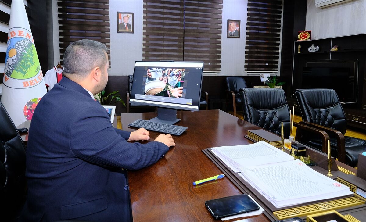 Akdağmadeni Belediye Başkanı Yalçın, AA'nın 'Yılın Kareleri' oylamasına katıldı
