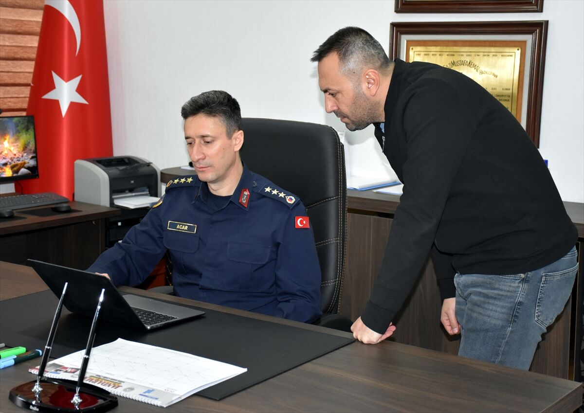 Kırıkkale İl Jandarma Komutanı Acar, AA'nın 'Yılın Kareleri' oylamasına katıldı