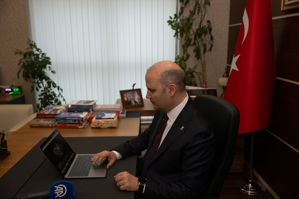 AK Parti Genel Başkan Yardımcısı İleri, AA'nın 'Yılın Kareleri' oylamasına katıldı