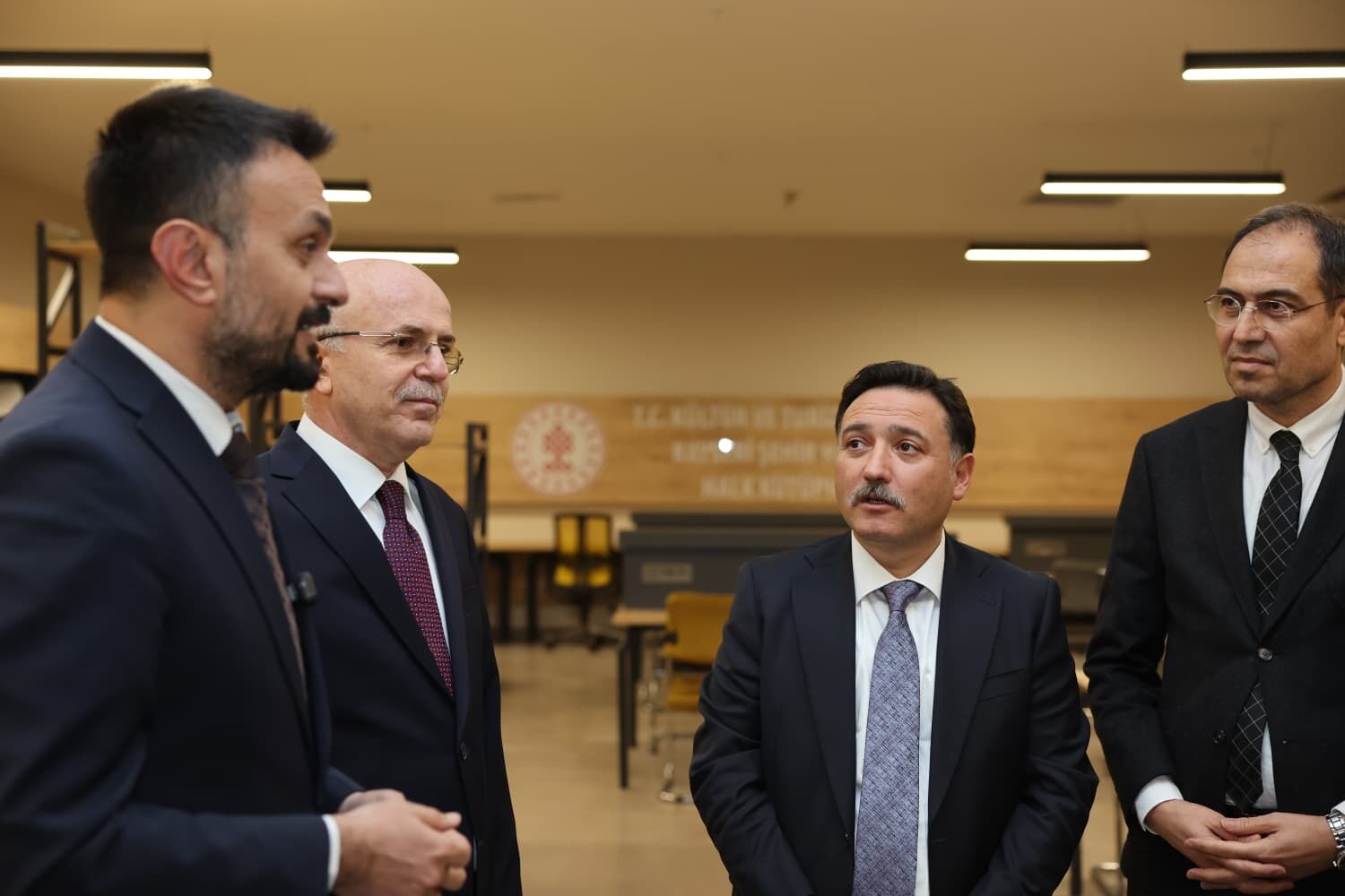 Kayseri Şehir Hastanesi Halk Kütüphanesi'nde sona yaklaşıldı