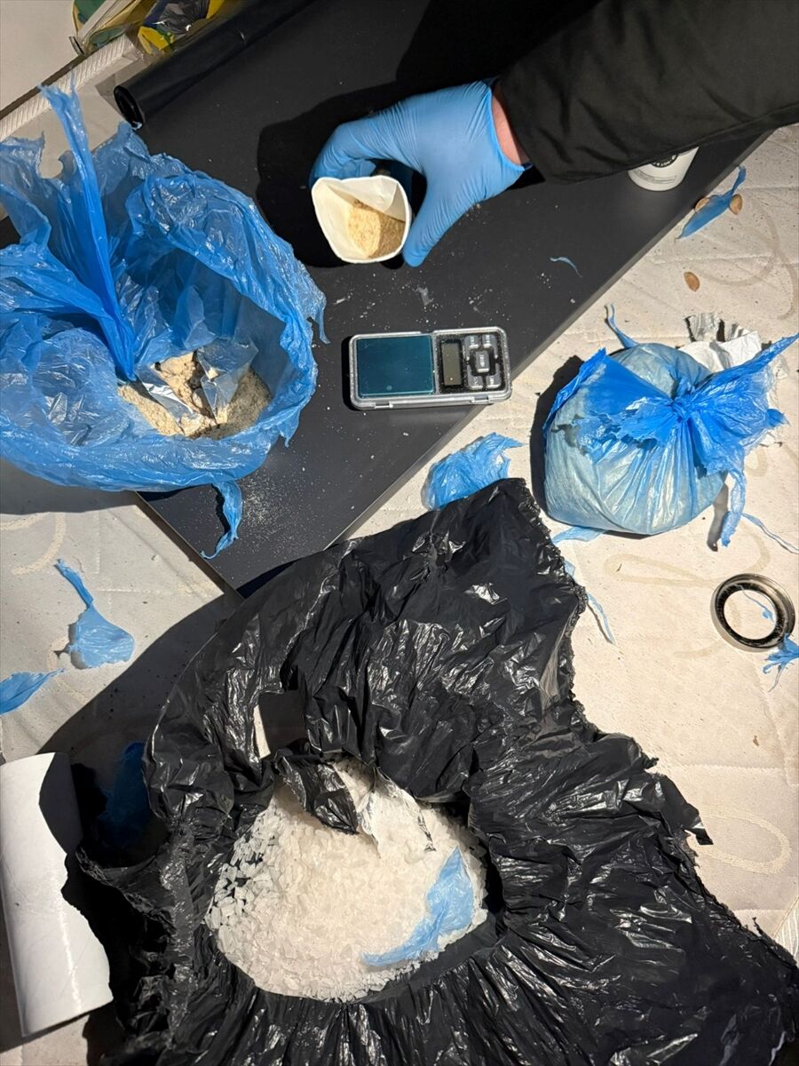 Eskişehir'de son 1 aydaki uyuşturucu operasyonlarında 18 şüpheli tutuklandı