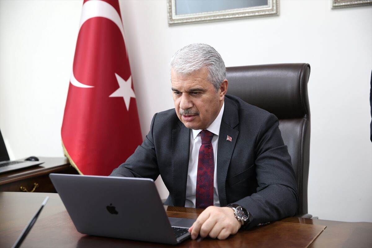 Konya Valisi Akın, AA'nın 'Yılın Kareleri' oylamasına katıldı
