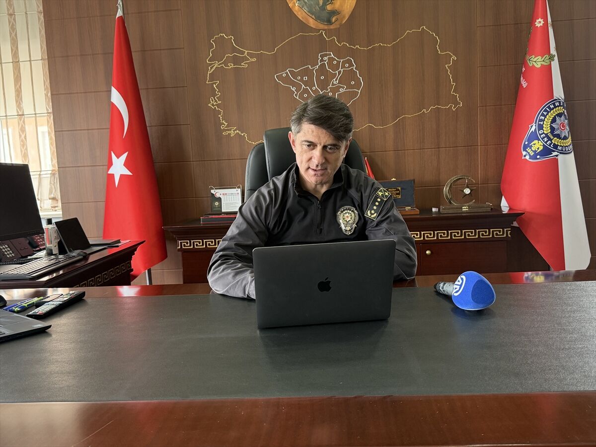 Yozgat İl Emniyet Müdürü Koç, AA'nın 'Yılın Kareleri' oylamasına katıldı