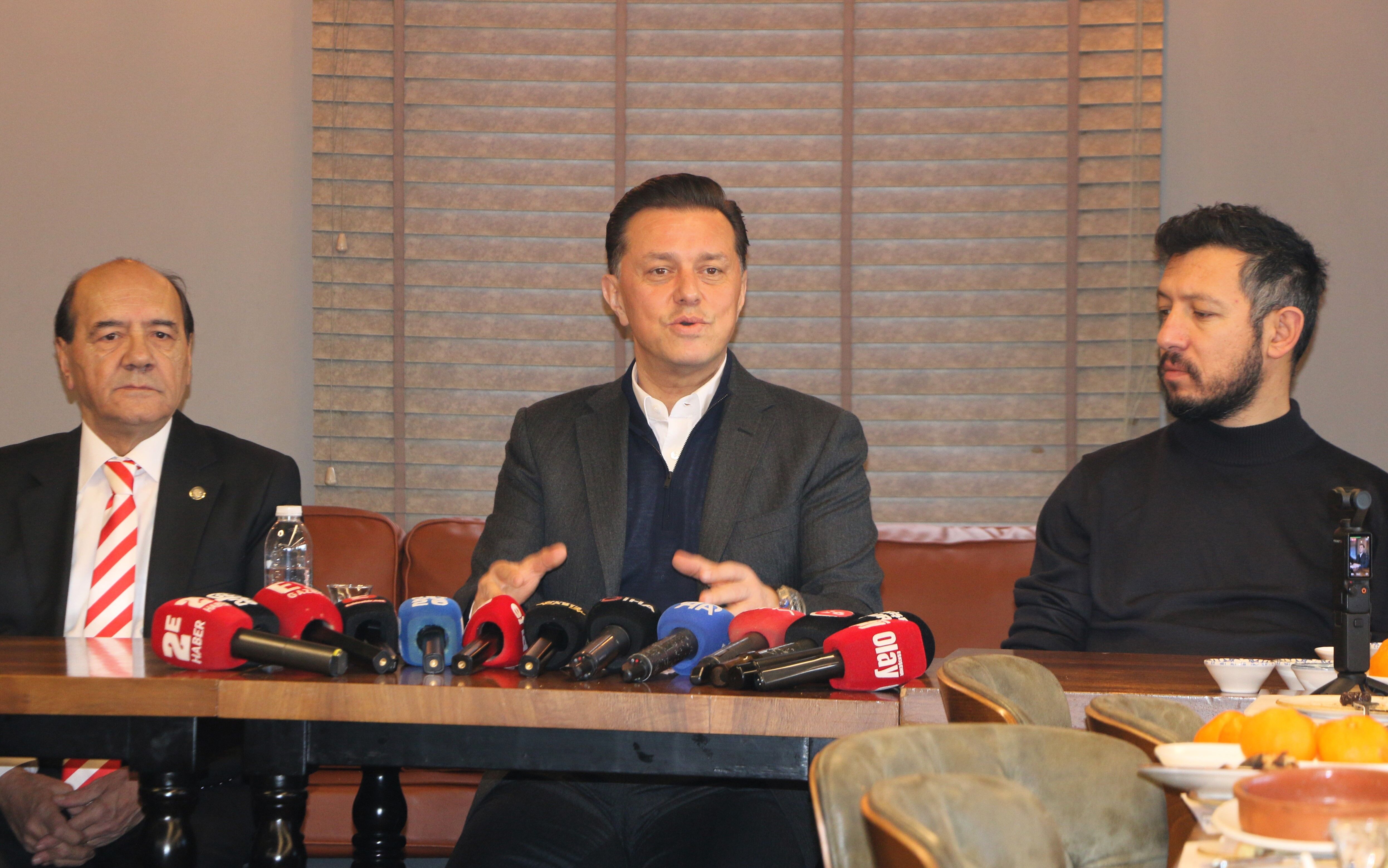 AK Parti MKYK Üyesi ve Eskişehir Milletvekili Hatipoğlu, gazetecilerle buluştu
