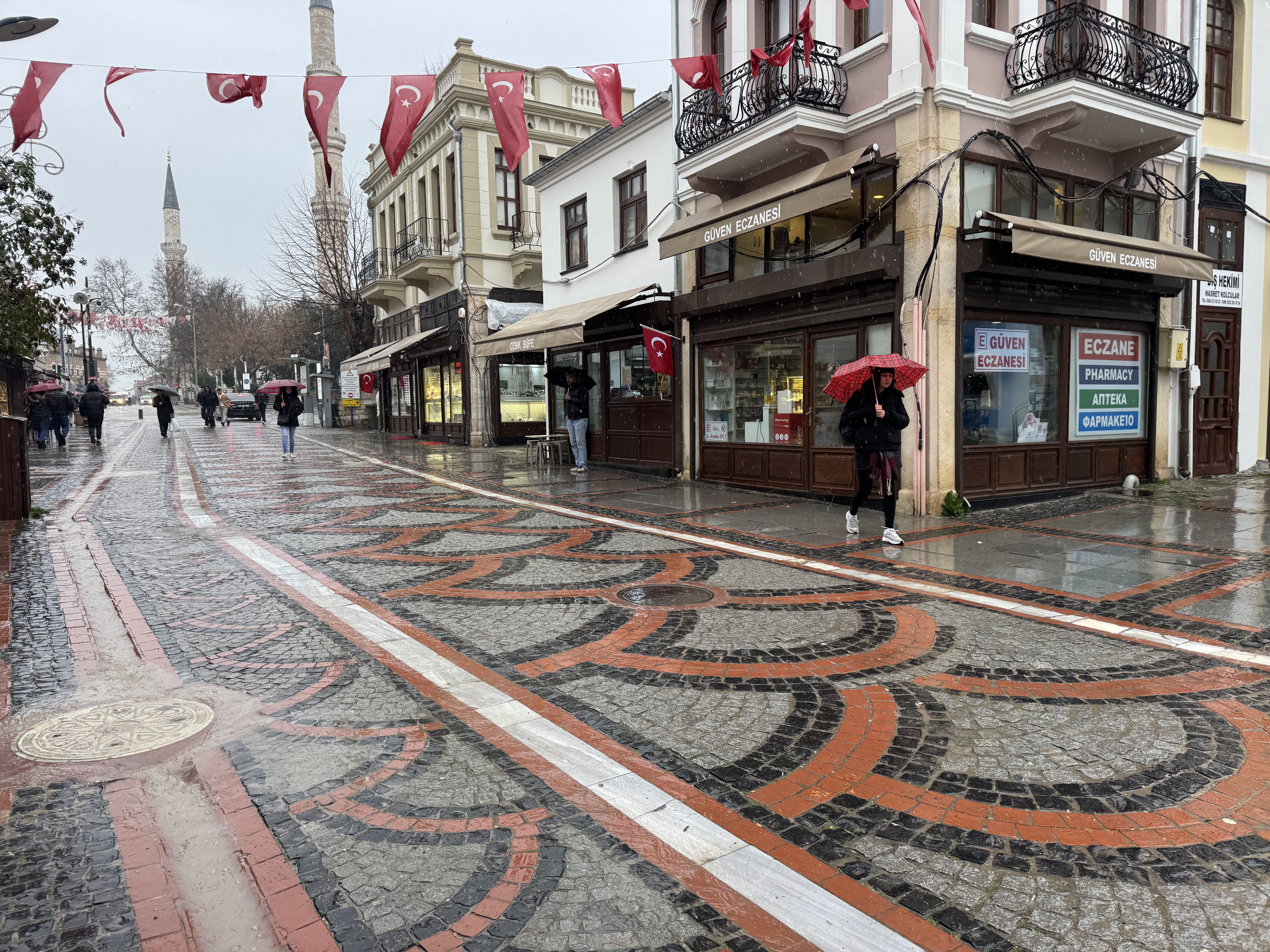 Trakya'da sağanak etkili oluyor