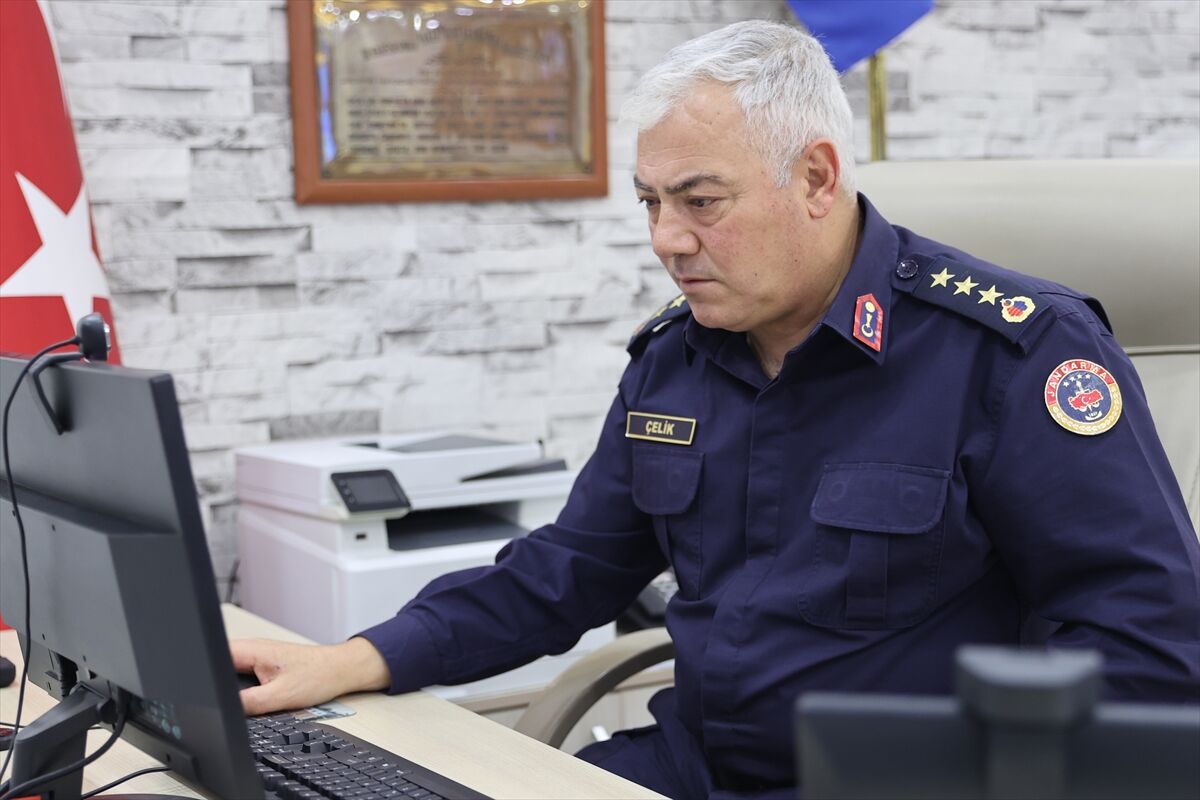 Nevşehir İl Jandarma Komutanı Çelik, AA'nın 'Yılın Kareleri' oylamasına katıldı