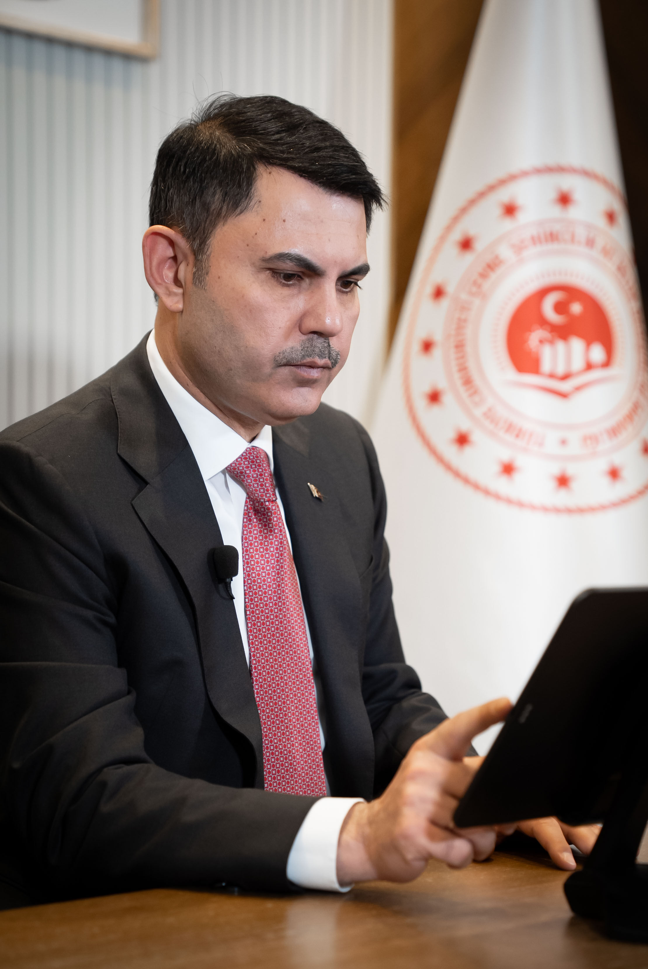 Çevre, Şehircilik ve İklim Değişikliği Bakanı Kurum, AA'nın 'Yılın Kareleri' oylamasına katıldı