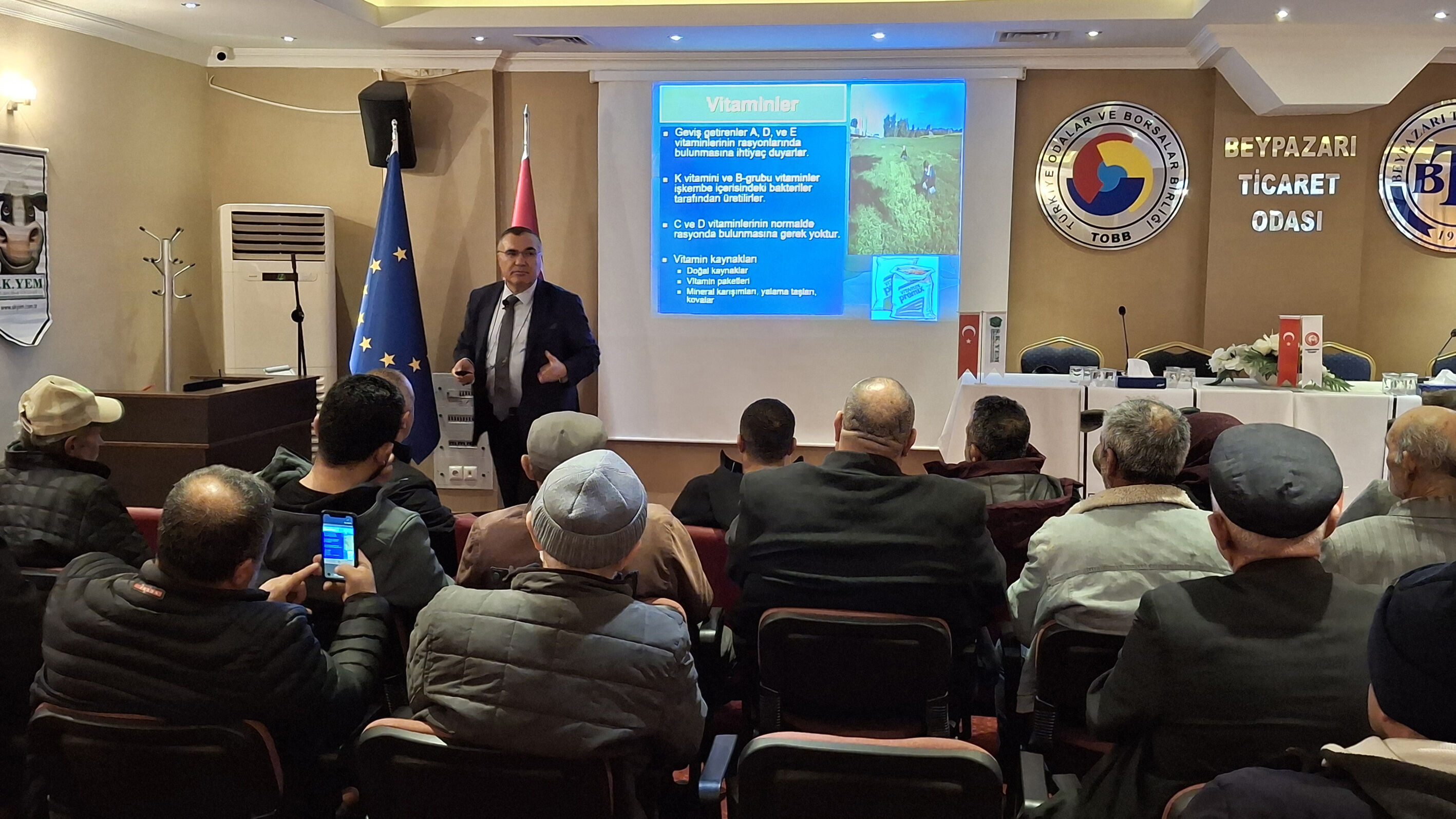Beypazarı'nda hayvan besleme semineri düzenlendi