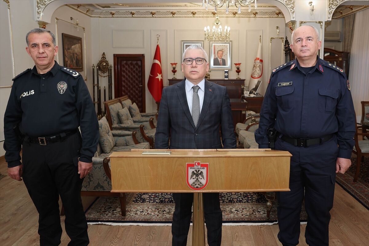 Sivas'ta Güvenlik Bilgilendirme Toplantısı düzenlendi