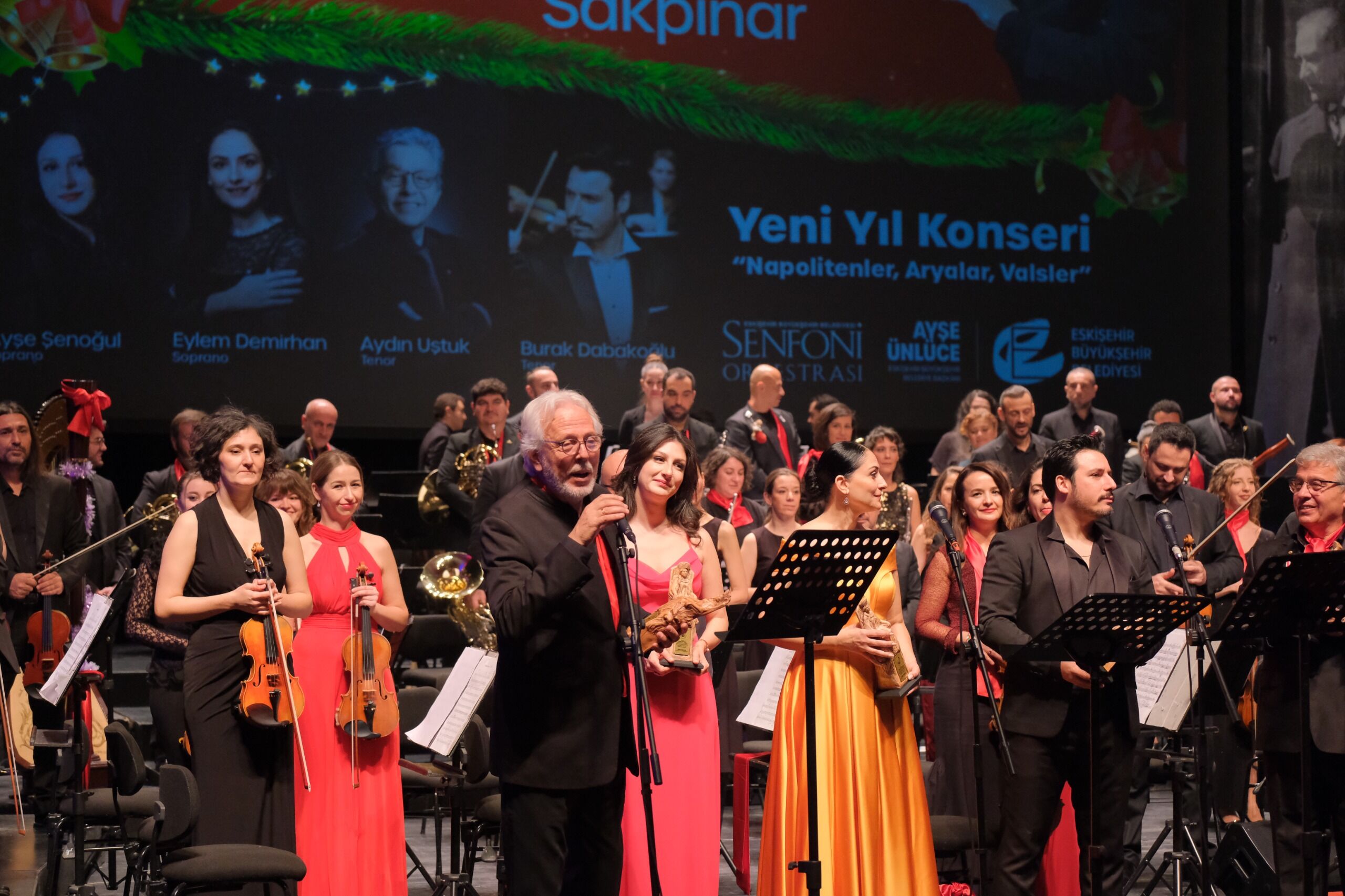 Senfoni’den kapalı gişe final