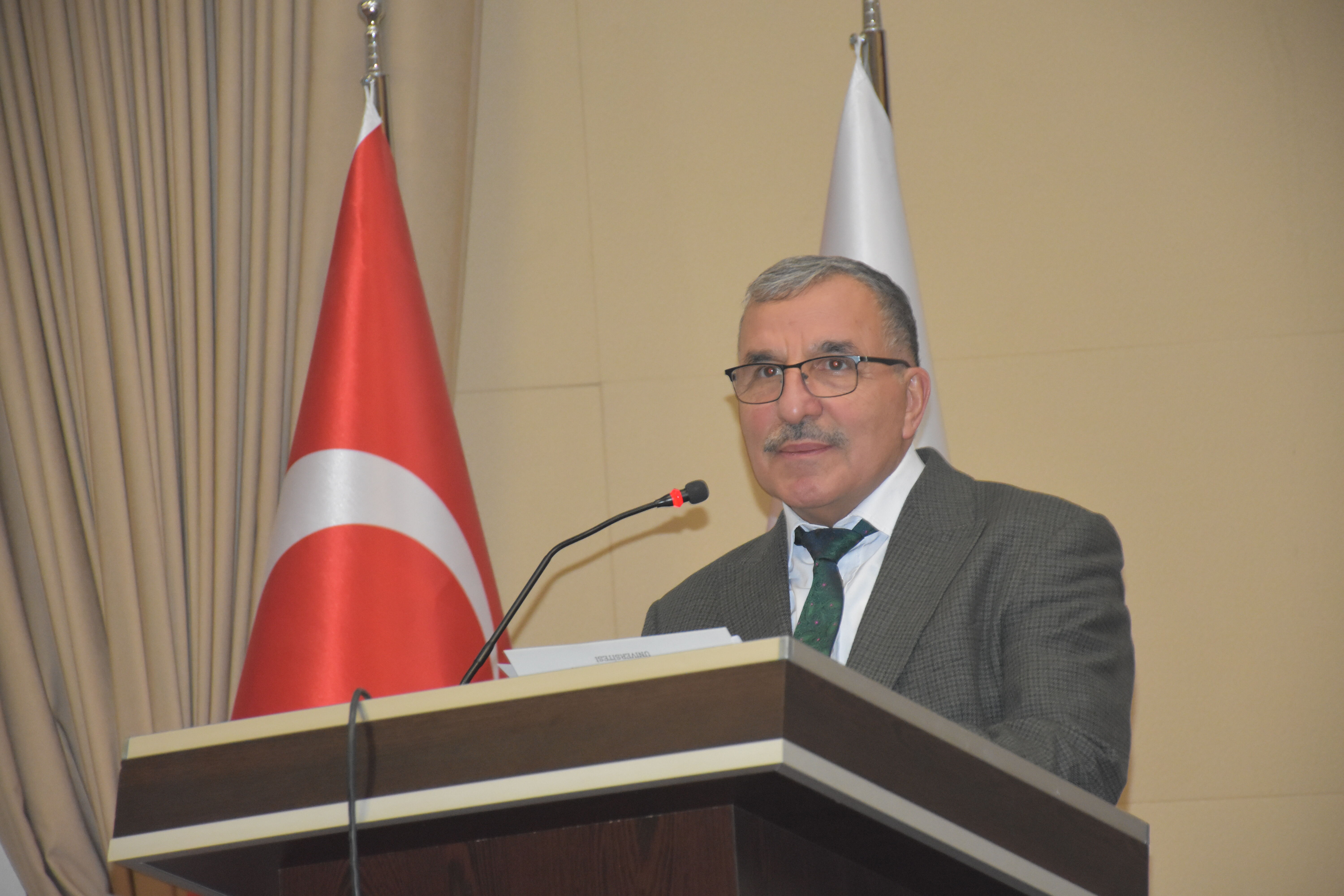 Karaman'da deneme yarışması ödül töreni düzenlendi