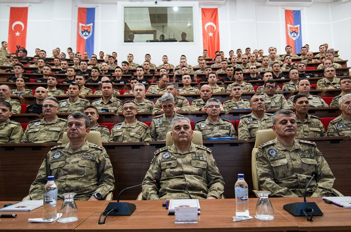 Jandarma komandolarının mücadele ettiği 'Savaşçı Yarışması' sona erdi