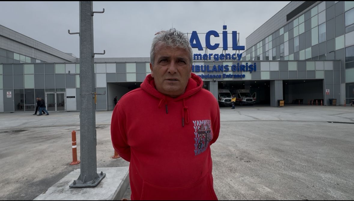 Ankara'da köpeklerin saldırısında uğrayan kadın yaralandı