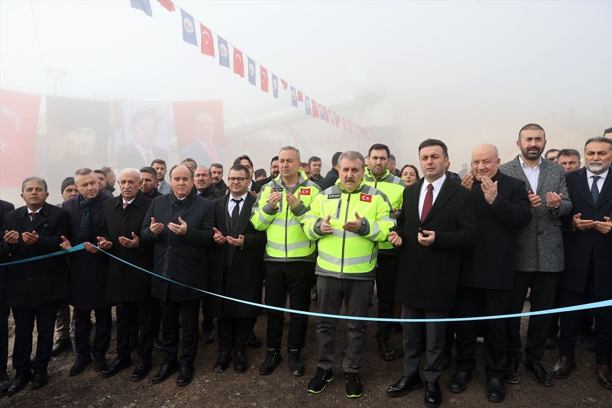BBP Genel Başkanı Destici, Sivas'ta açılış töreninde konuştu:
