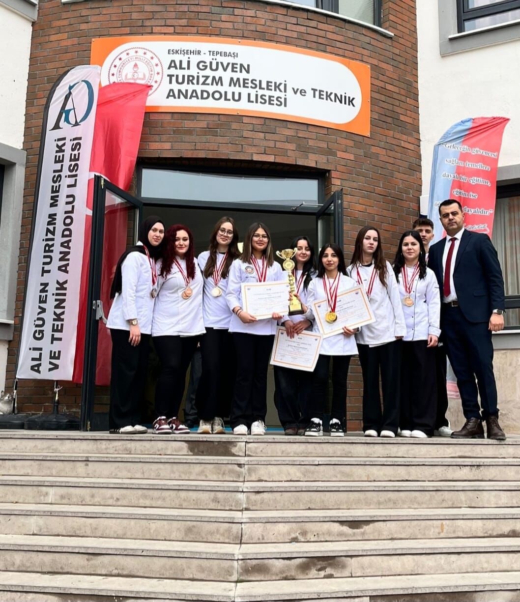Ali Güven Turizm Mesleki ve Teknik Anadolu Lisesi, gastronomide 'en iyi lise' seçildi