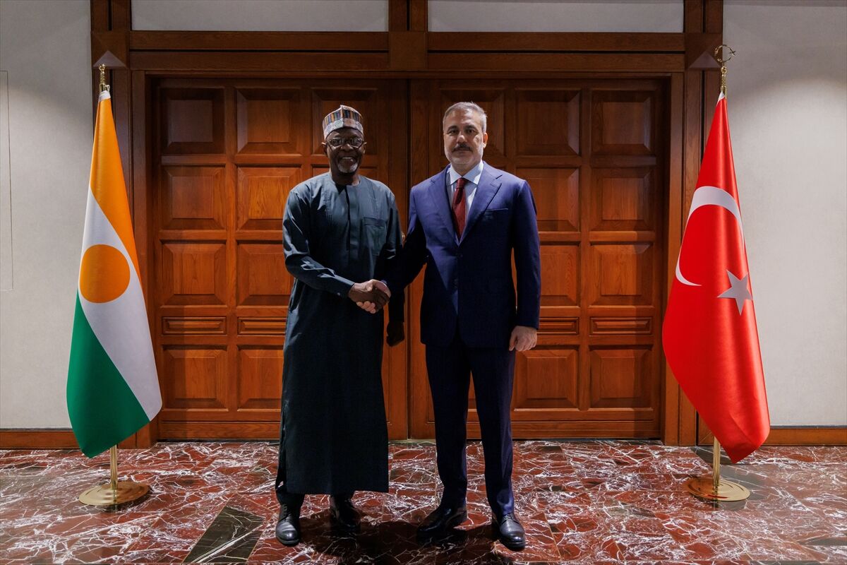 Dışişleri Bakanı Fidan, Nijerli mevkidaşı Sangare ile Ankara'da bir araya geldi
