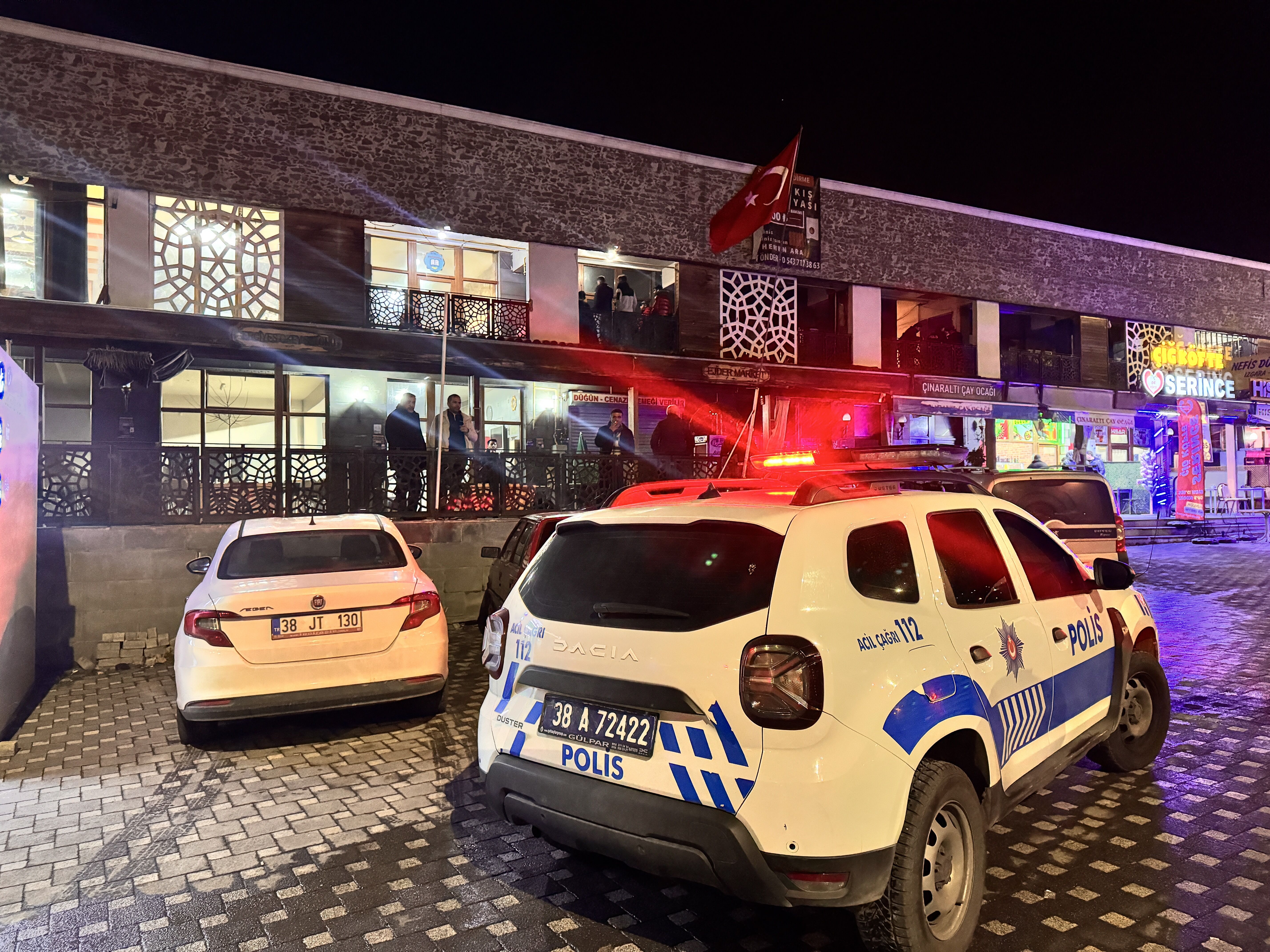 Kayseri'de çıkan bıçaklı kavgada 1 kişi ağır yaralandı