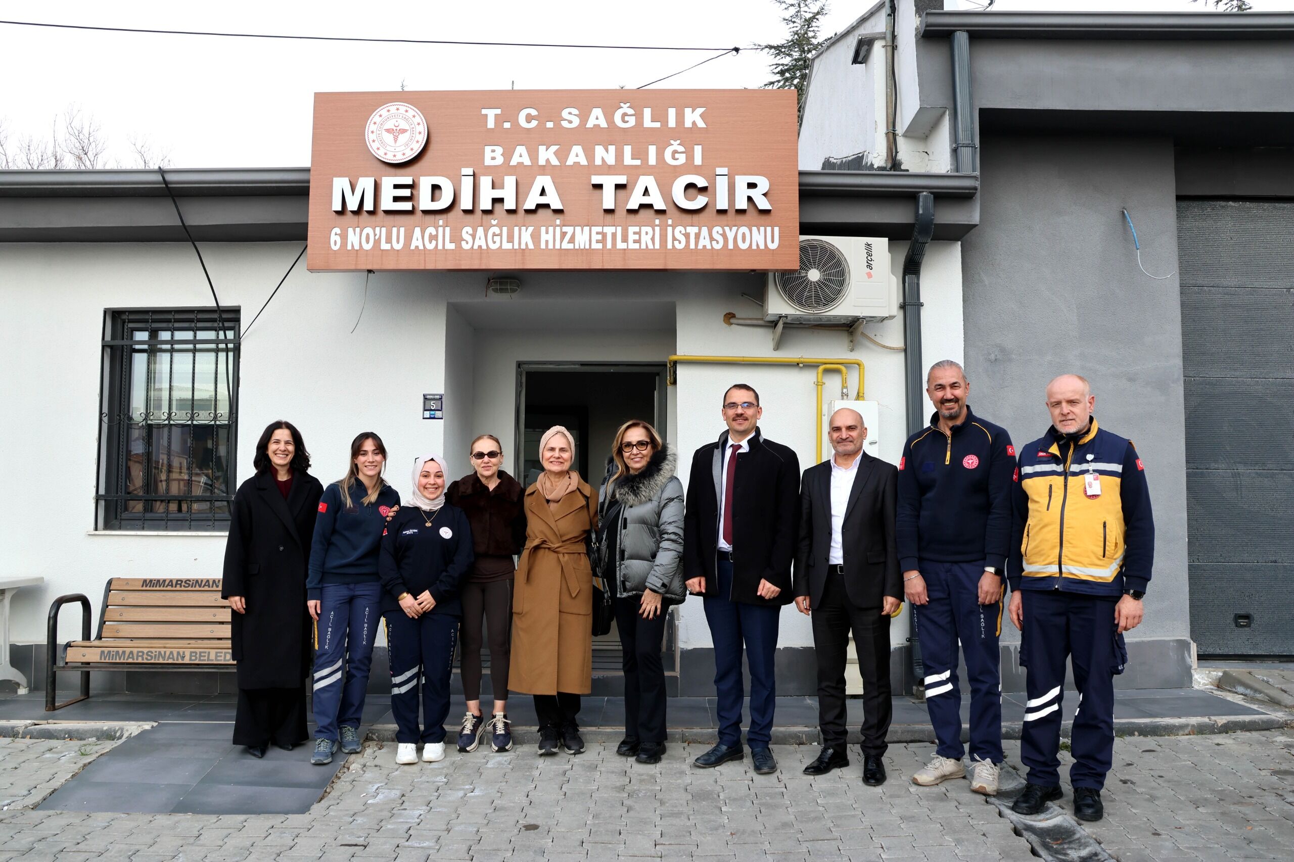 Hayırsever Tacir ailesinden İl Sağlık Müdürü Erşan'a ziyaret