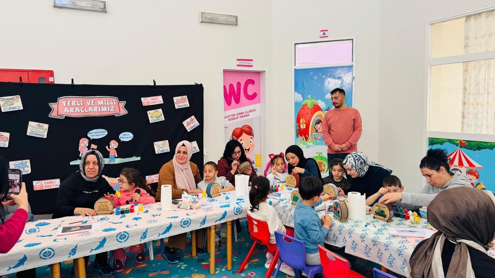 Gemerek Kaymakamı Koca, anaokulu öğrencileri ve aileleriyle buluştu