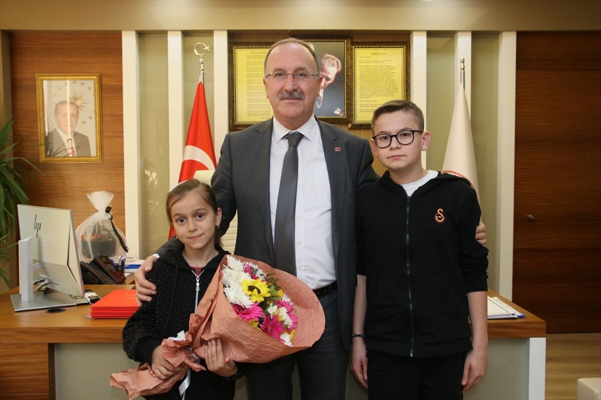 Antalya'yı merak eden Nevşehirli öğrenci, Milli Eğitim Müdürünün misafiri oldu