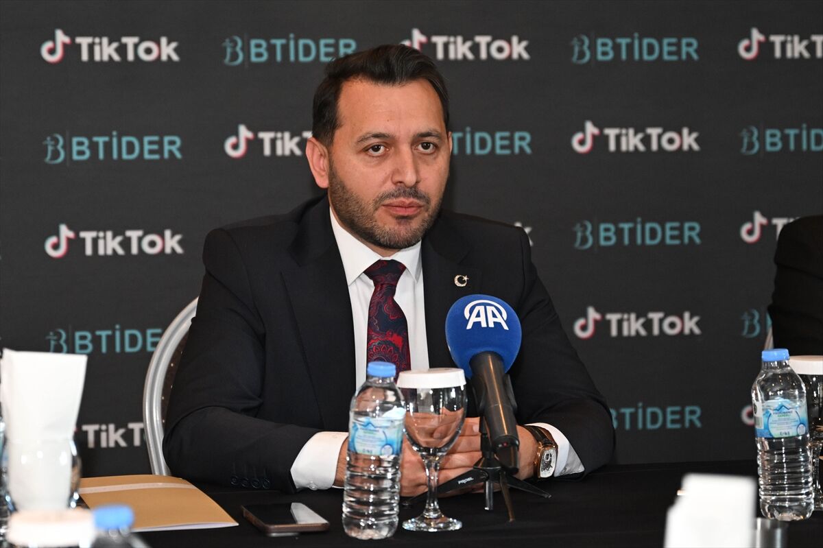 'TikTok'ta Ailem Güvende' eğitim otobüsü başkentten yola çıkacak