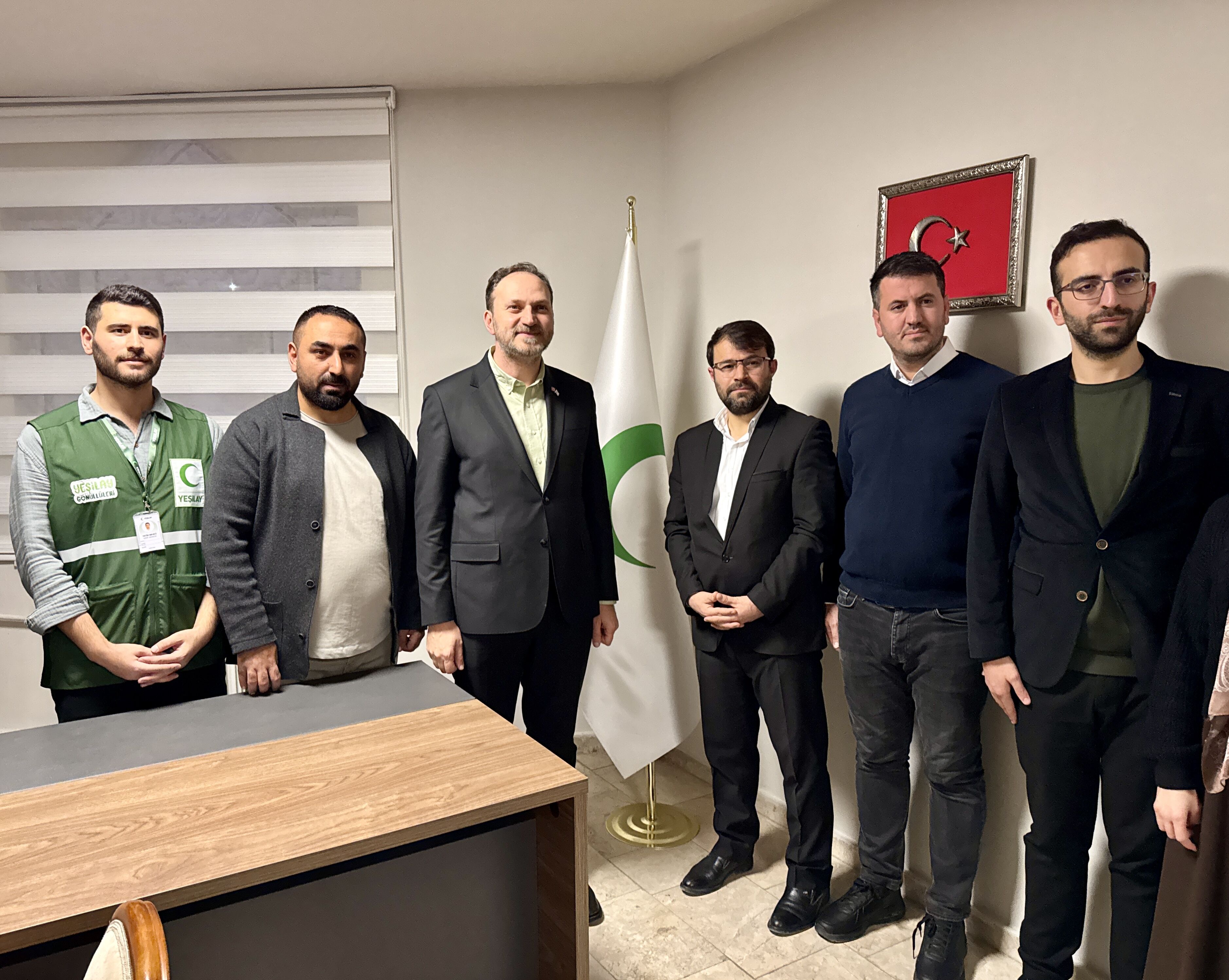 Yeşilay Genel Başkanı Dinç, Kırşehir'de gençlerle ve gönüllülerle buluştu