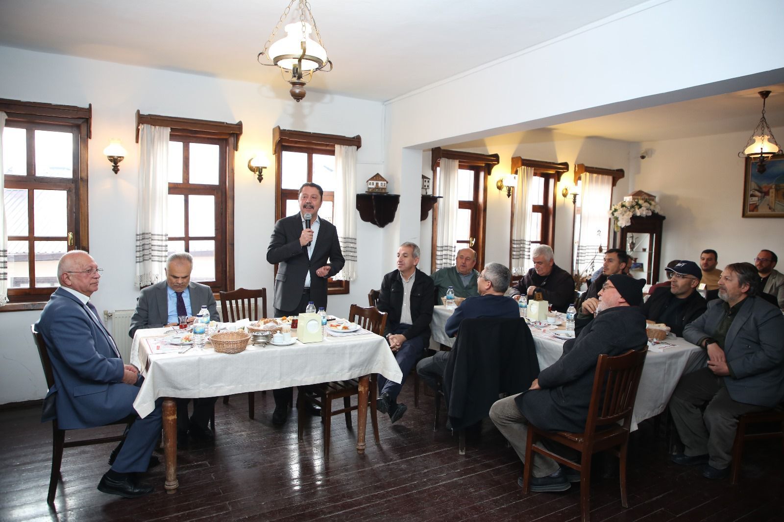 Beypazarı Belediye Başkanı Kasap, ilçedeki din görevlileri ile buluştu