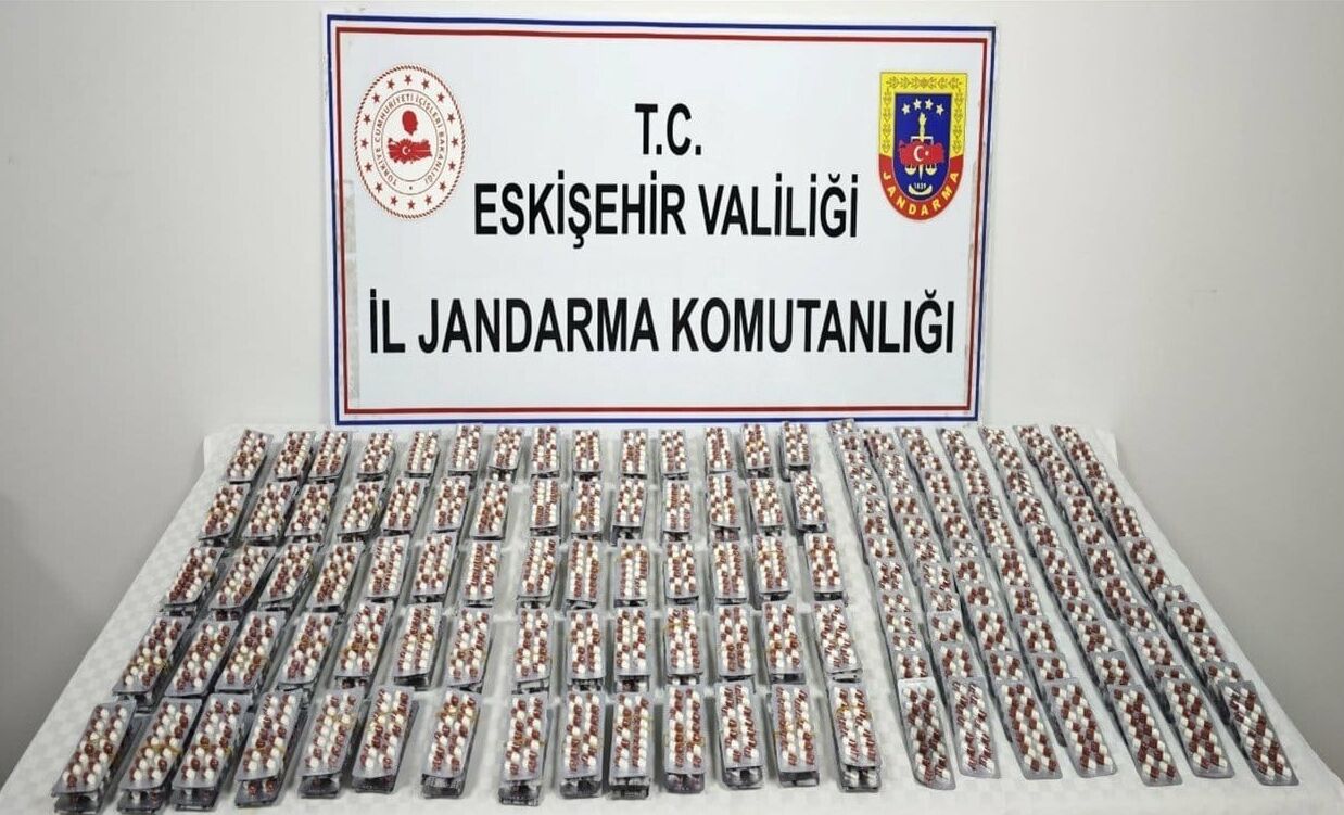 Eskişehir'de uyuşturucu operasyonlarında 4 şüpheli yakalandı