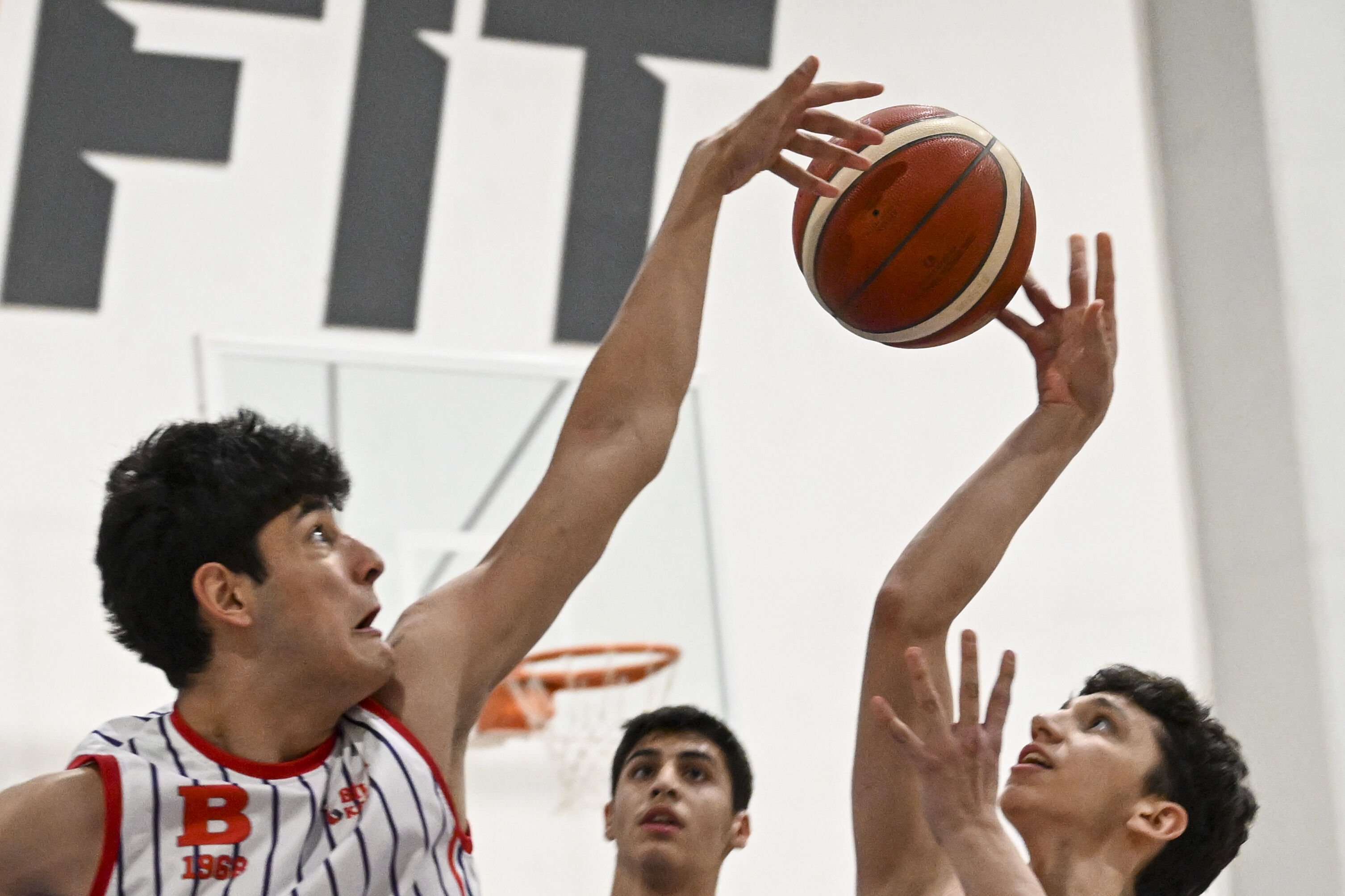 Tek Pota Lise 2025 Basketbol Turnuvası'nda Bilim Koleji şampiyon oldu