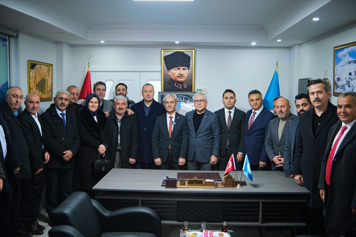 Sivas'ta Yıldızeli Derneği'nin hizmet binası açıldı