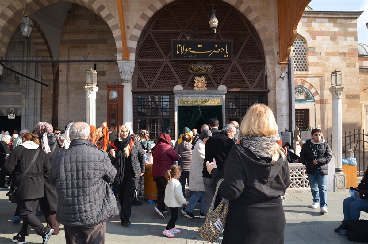 Mevlana Müzesi'nde 'Şebiarus' yoğunluğu yaşanıyor