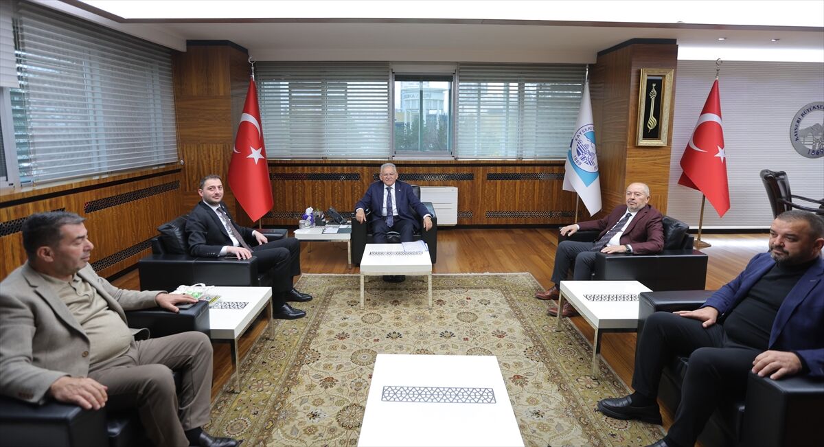 MHP Kayseri heyetinden Başkan Büyükkılıç'a ziyaret