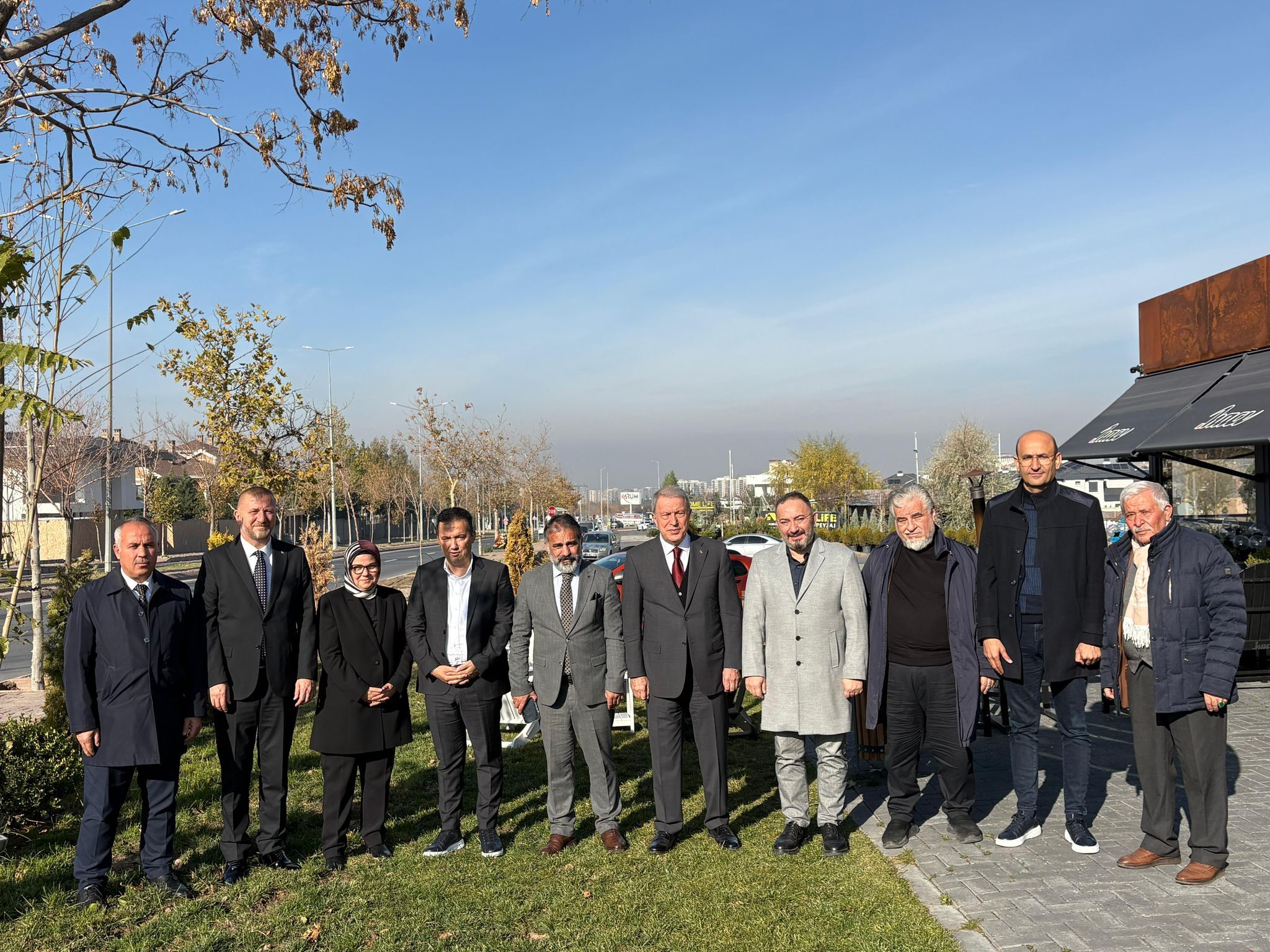 AK Parti Kayseri Milletvekili Hulusi Akar, gazetecilerle bir araya geldi