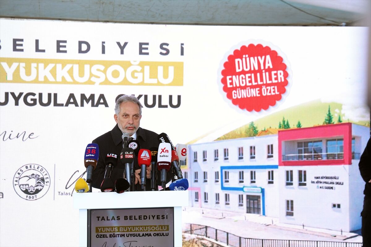 Talas'ta Yunus Büyükkuşoğlu Özel Eğitim Okulu hizmete açıldı
