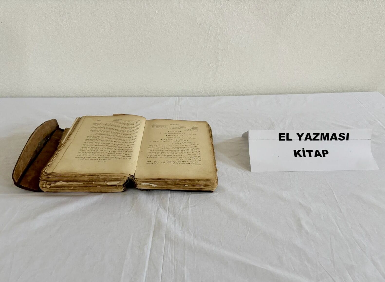 Kırşehir'de Osmanlı dönemine ait el yazması Kur'an-ı Kerim ele geçirildi