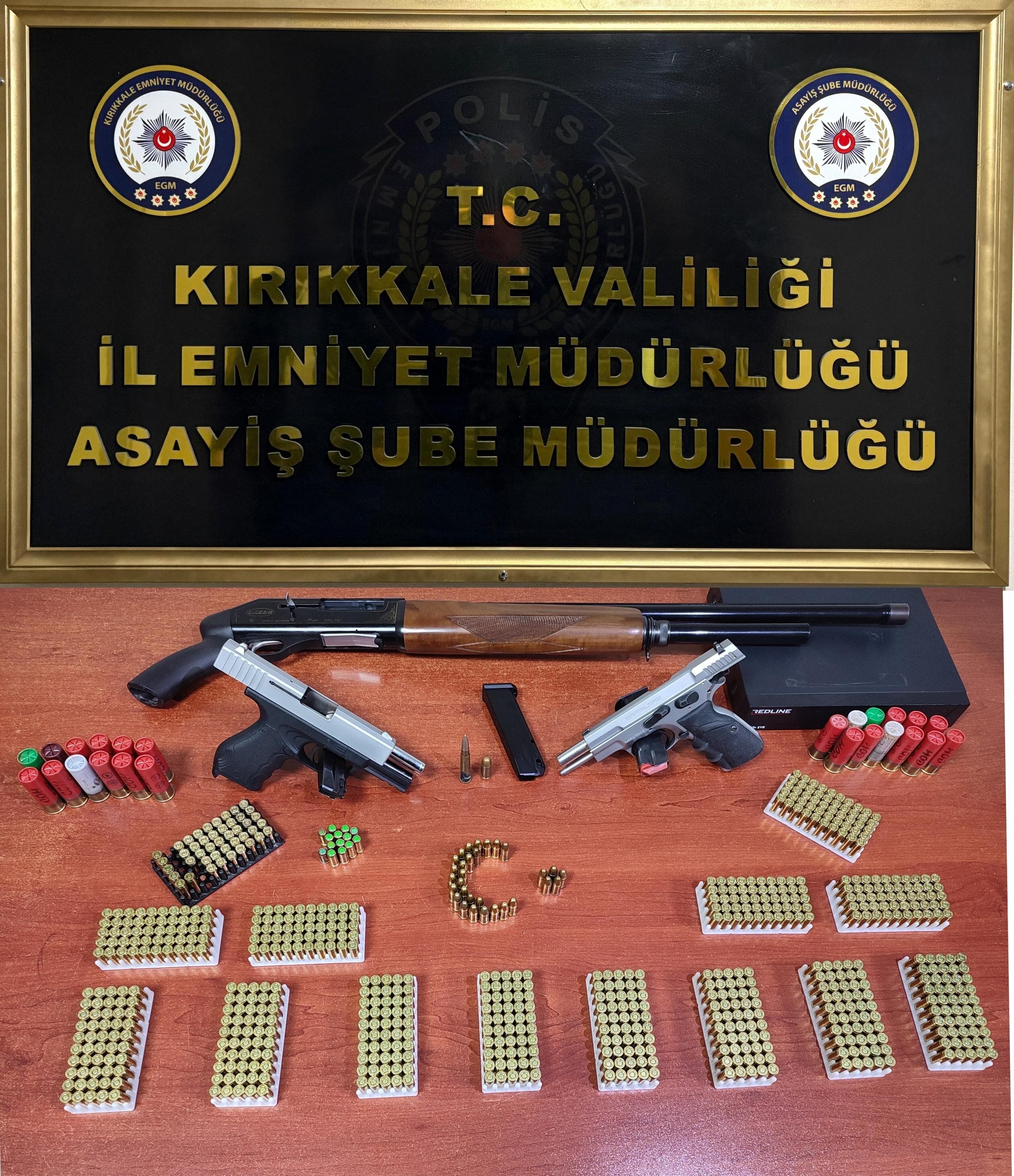 Kırıkkale'de asker eğlencesinde havaya ateş eden 10 kişiye işlem yapıldı