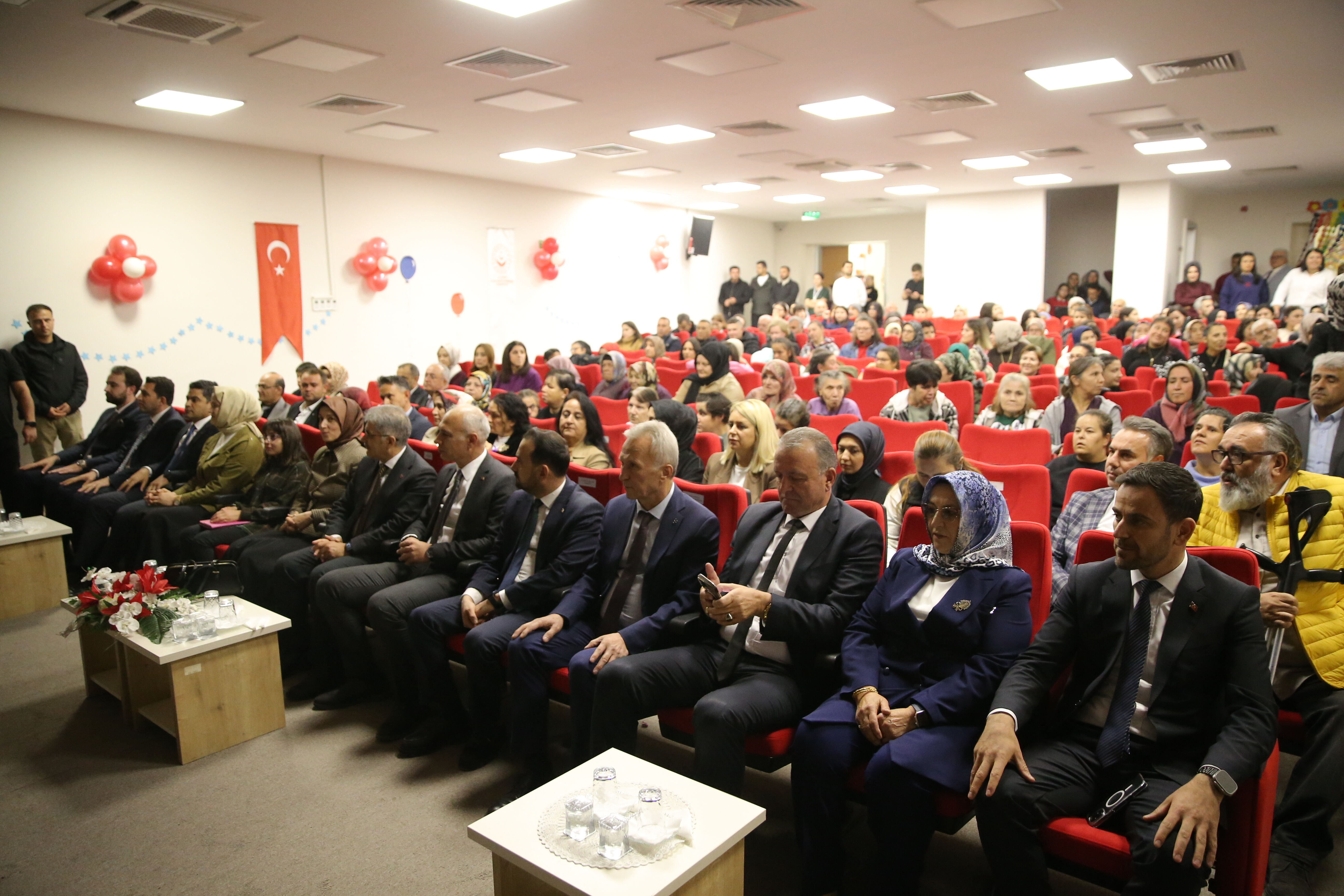 Niğde'de 3 Aralık Dünya Engelliler Günü programı düzenlendi