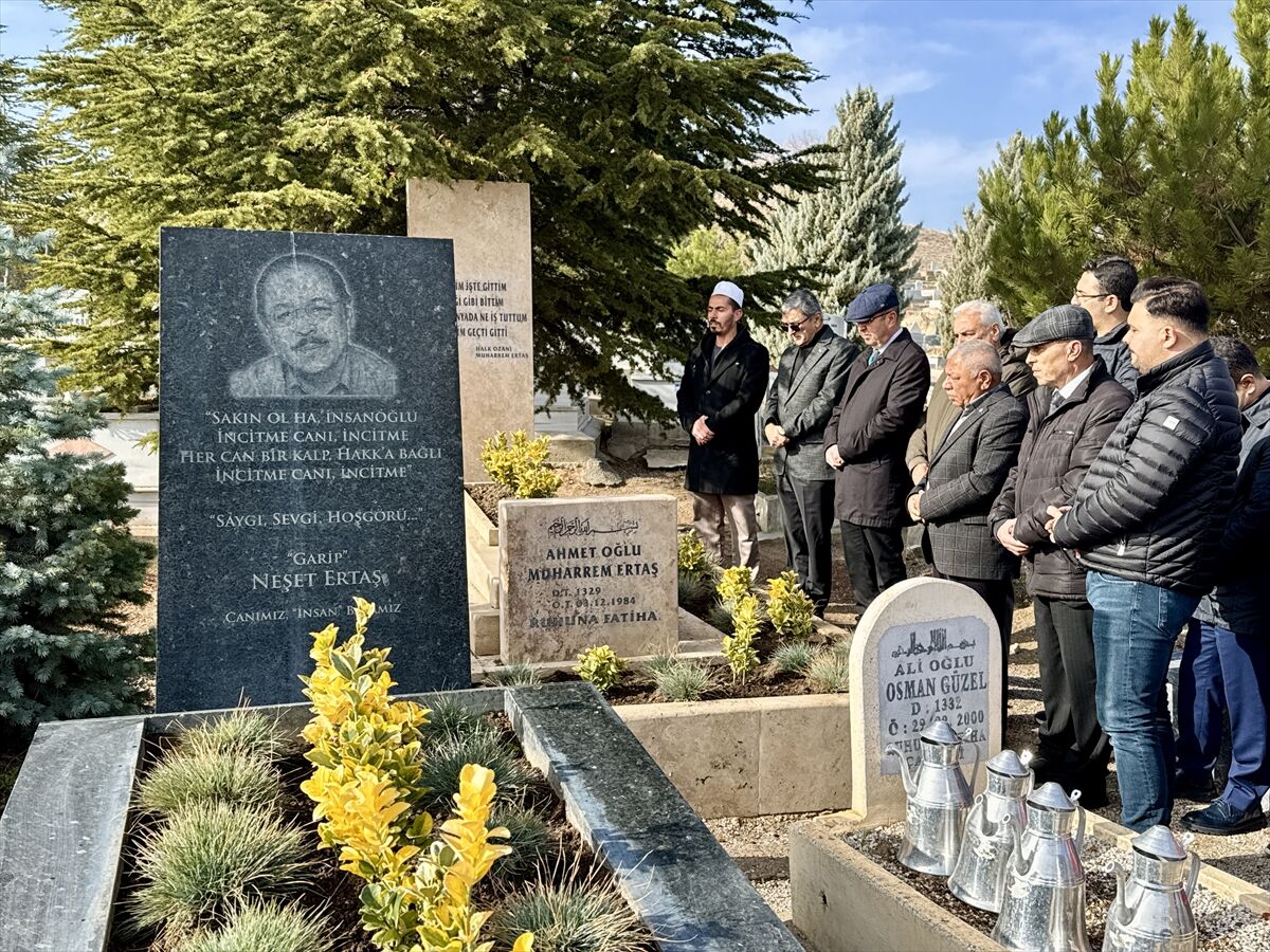 Bozlak ustası Muharrem Ertaş vefatının 41. yılında anıldı