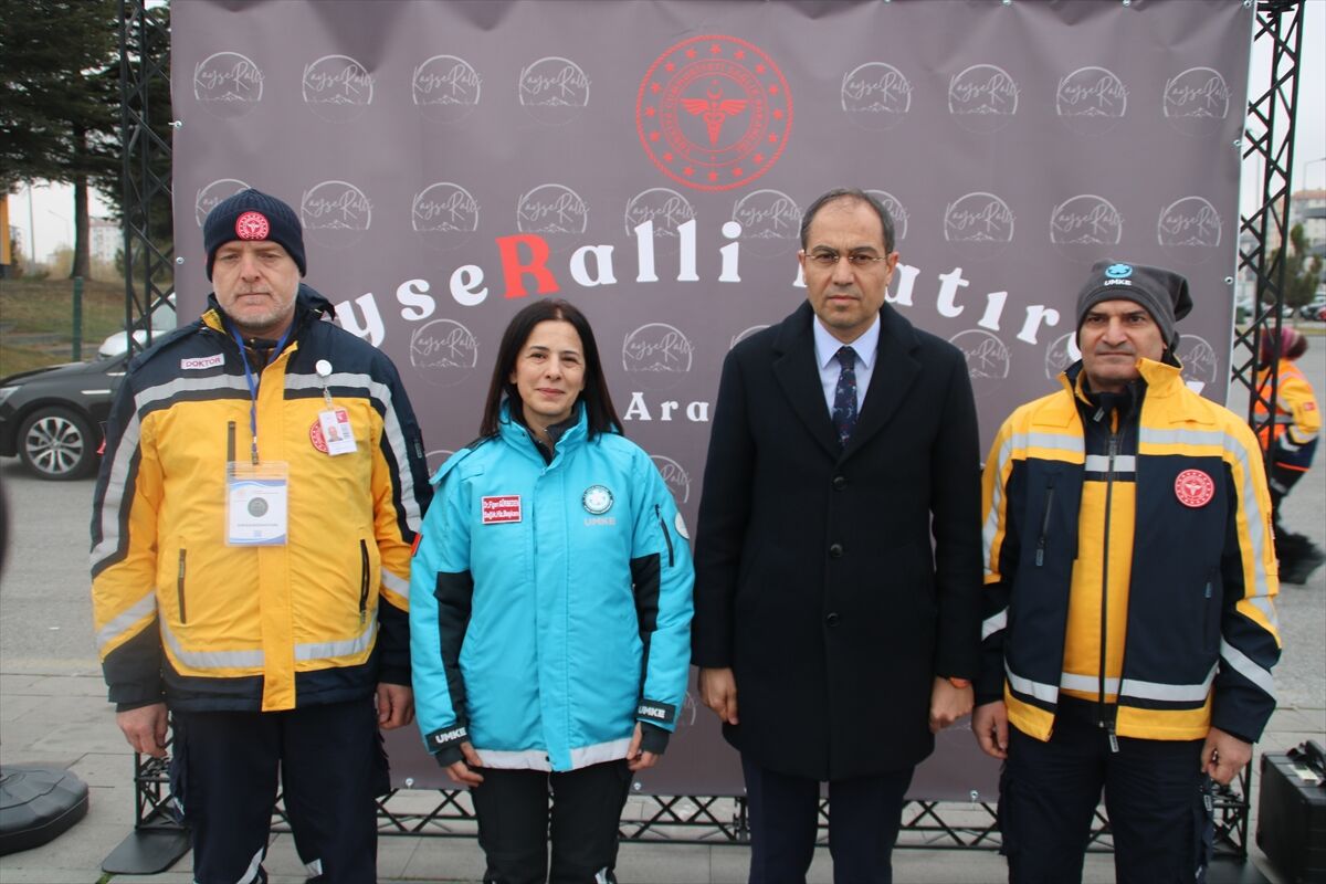 Kayseri'de ambulans rallisi yapıldı