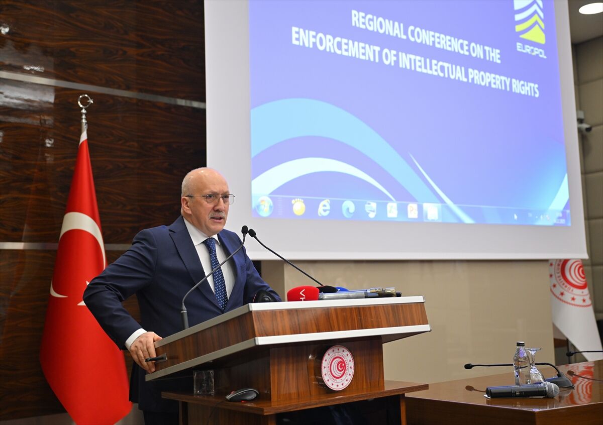 Ticaret Bakanlığından sınır aşan sahtecilik suçlarına karşı Europol ve Interpol ile ortak çalışma