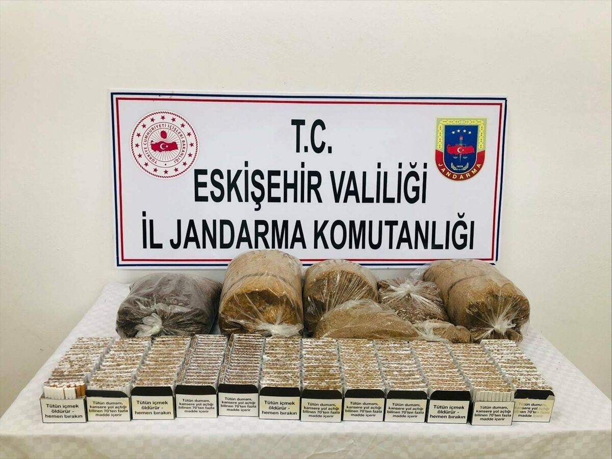 Eskişehir'de kaçakçılık operasyonlarında 2 şüpheli yakalandı
