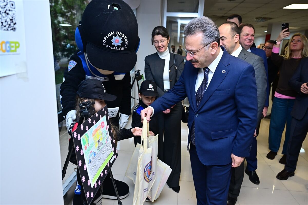 Eskişehir'de 'Teknolojiyi Abartma, Geleceğini Karartma-2 Projesi'nin kapanış programı yapıldı