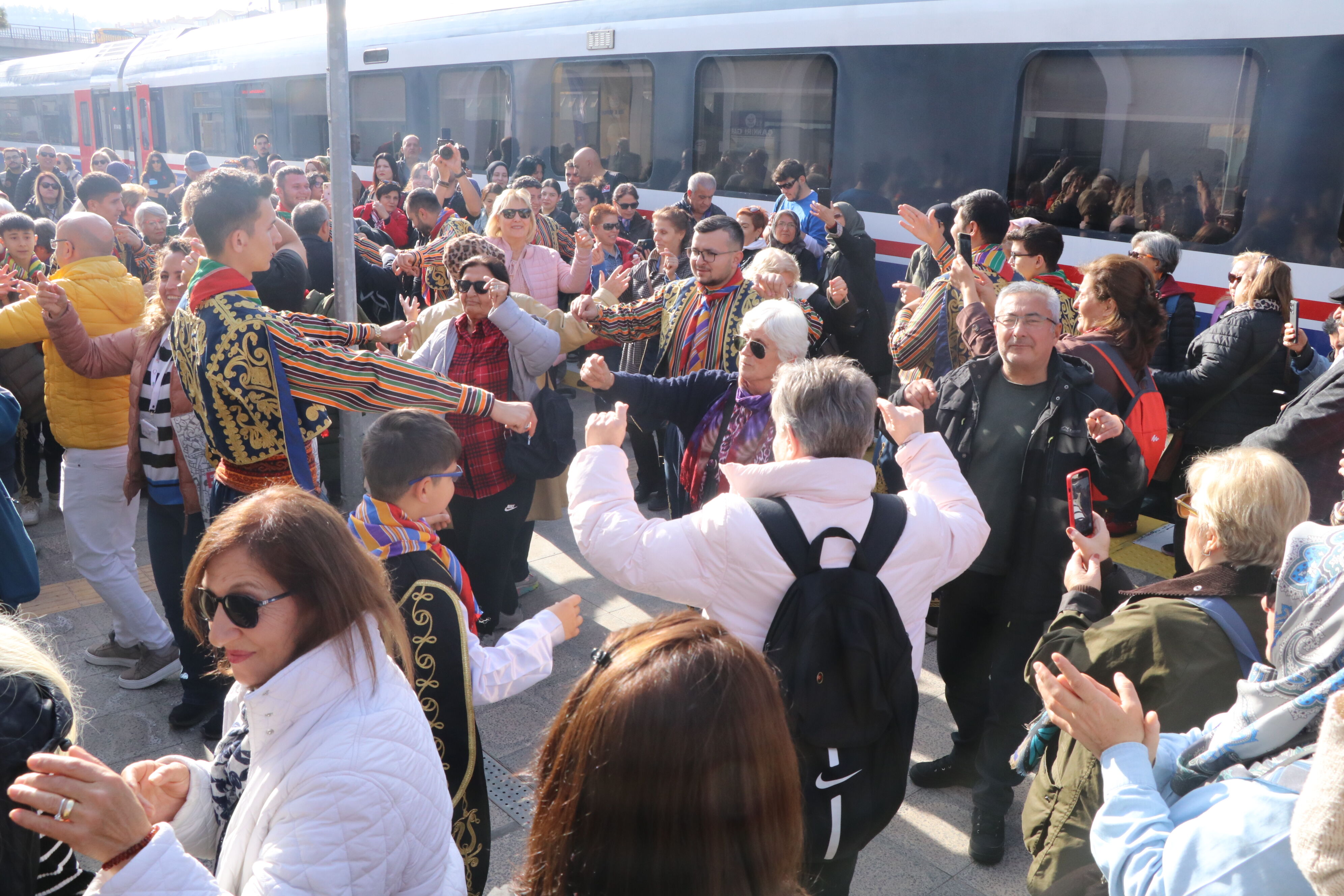 Turistik Tuz Ekspresi yaklaşık 10 bin ziyaretçiyi Çankırı'ya çekti