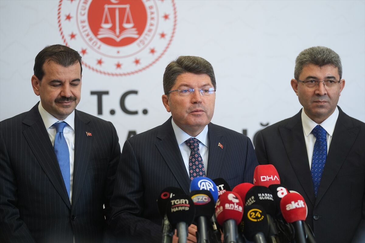 Adalet Bakanı Tunç, basın mensuplarının sorularını yanıtladı: