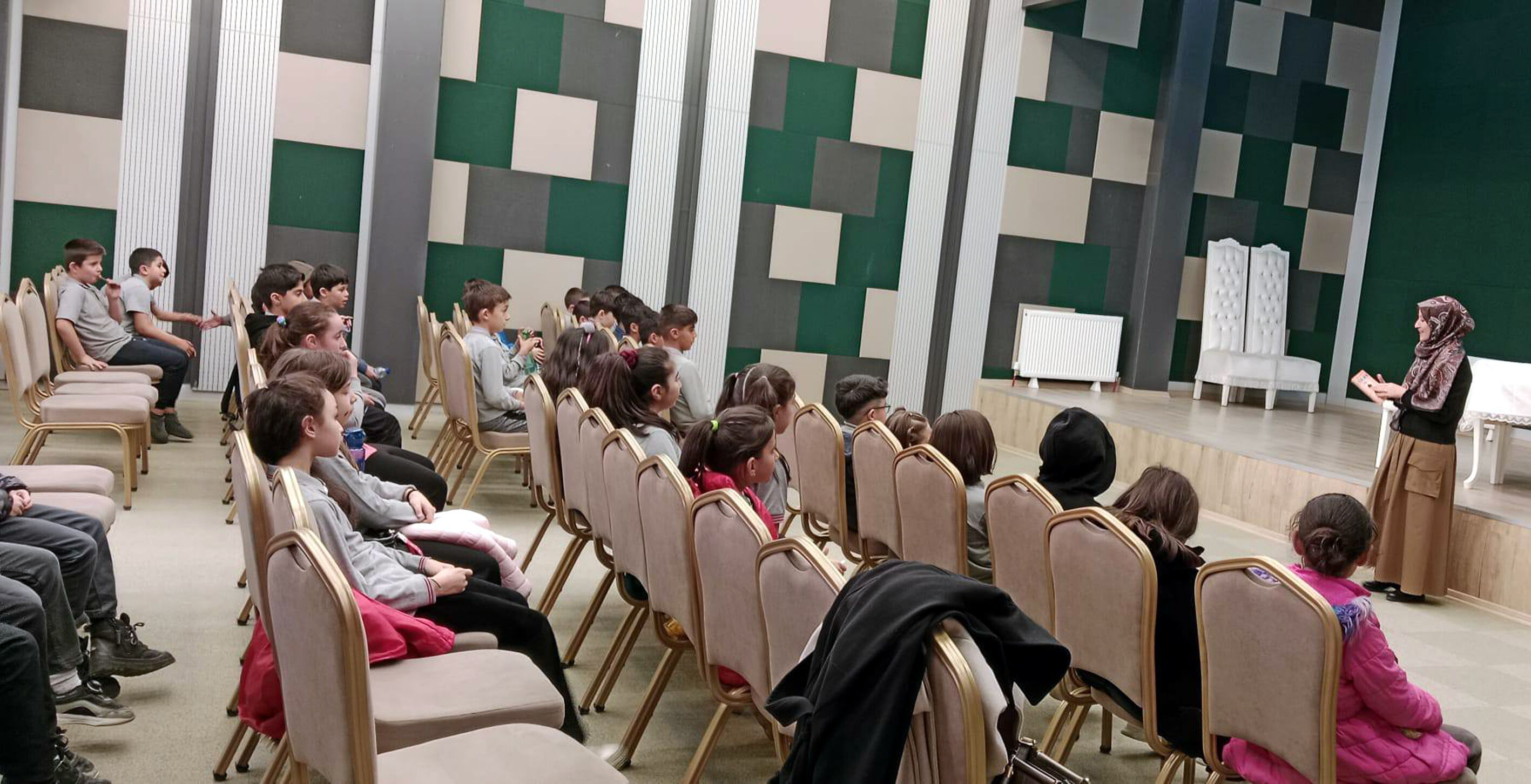 Beypazarı Halk Kütüphanesi'nde söyleşi yapıldı